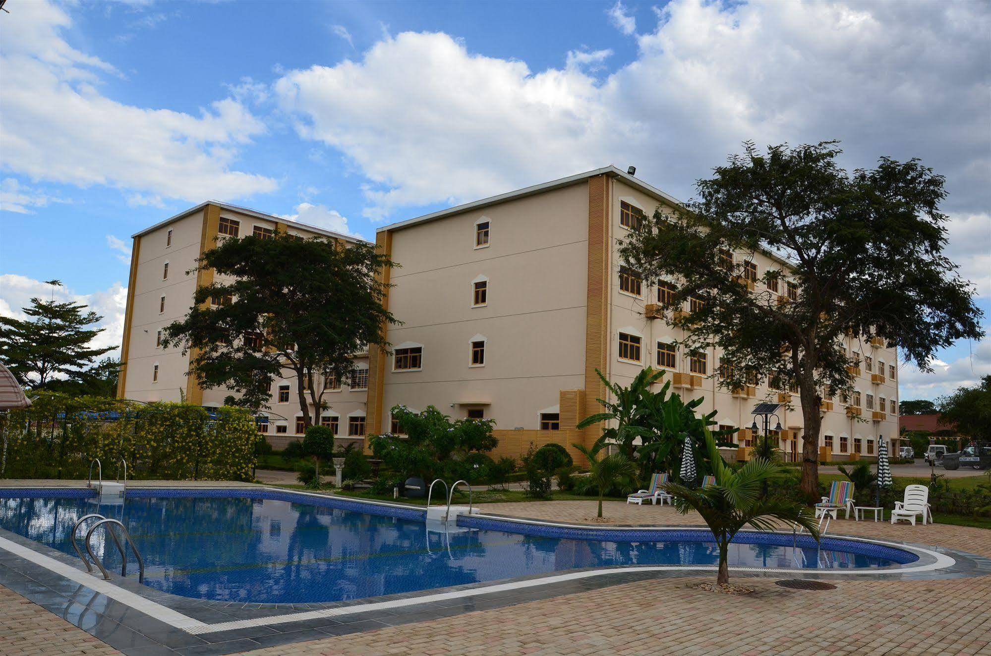 Sogecoa Golden Peacock Hotel Lusaka Exterior photo